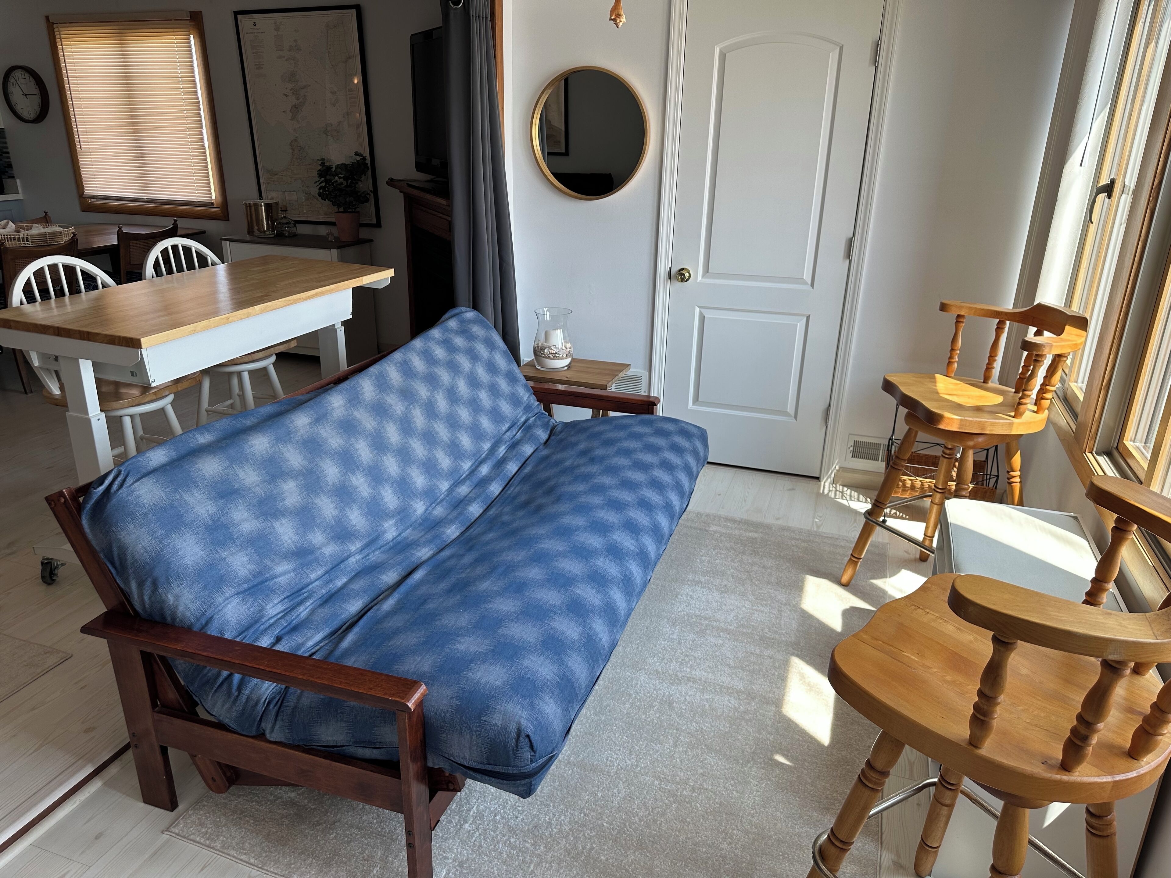 Relaxing Waterfront Condo - 30' Dock! 10 Min Walk To Jet Express & Downtown Pc - Port Clinton, OH