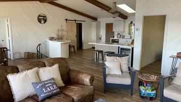 Smart-TV, Kamin, Videospiele