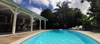 Villa Lucioles à 10 Minutes à Pieds des Plages D'une Commune Typique