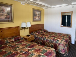 In-room safe, desk, bed sheets - Ranger Motel (Cheyenne)