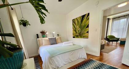 Cozy & Comfy Minutes to Levi’s, SCU, Tech Co. & SJC