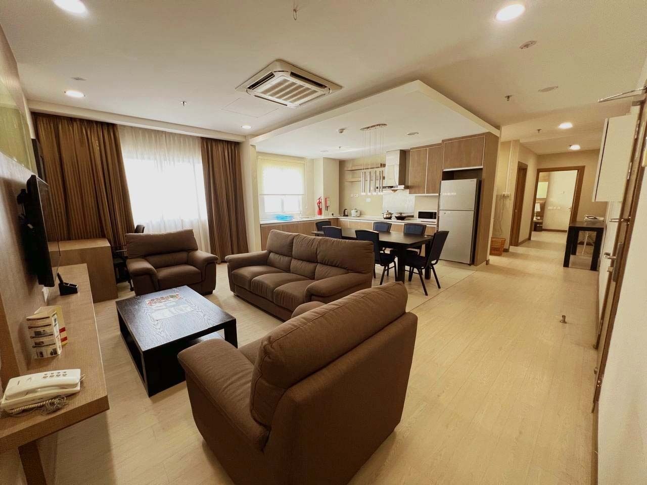 豪華公寓, 2 間臥室, 小廚 | 客廳 | 40 吋平面電視連衛星電視頻道、電視