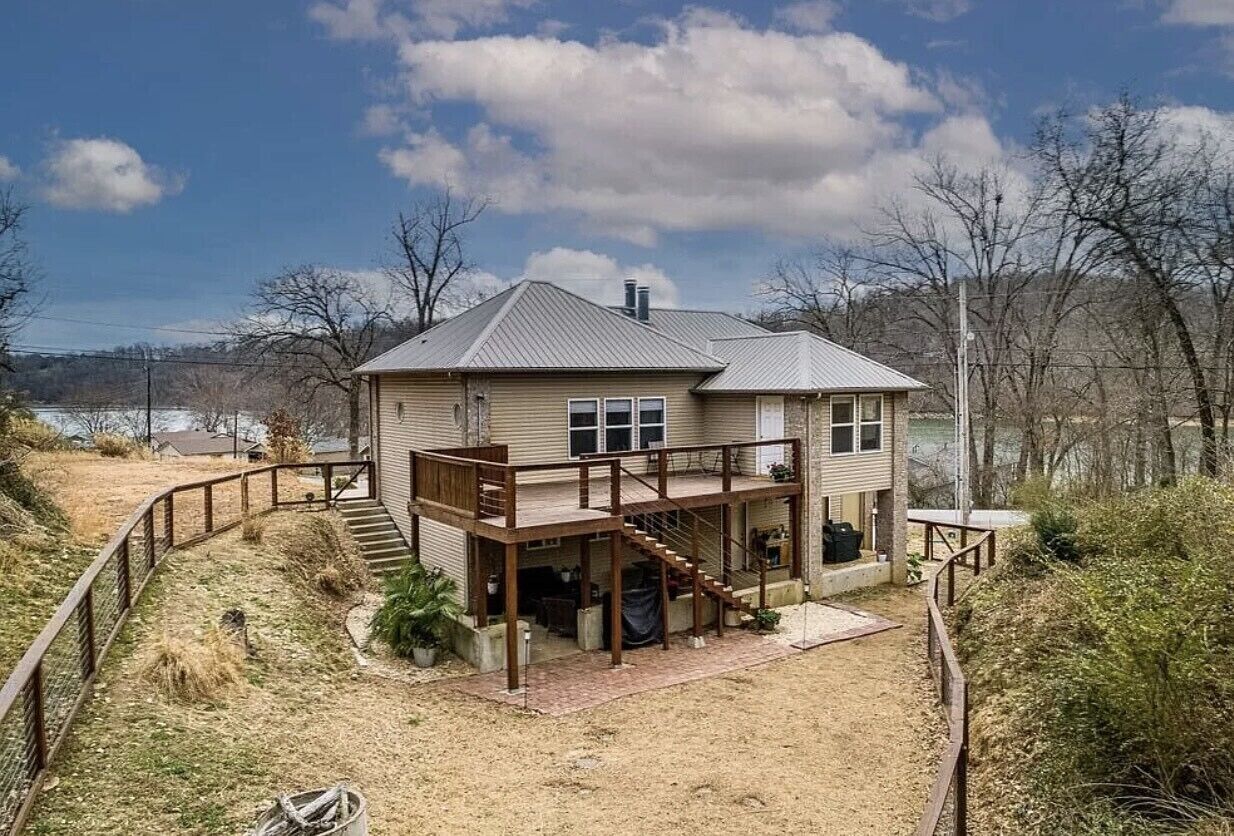 NEW | Beaver Lake Retreat with Hot Tub | Rogers