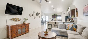 Spacious Clean Pet-friendly Family Townhome 