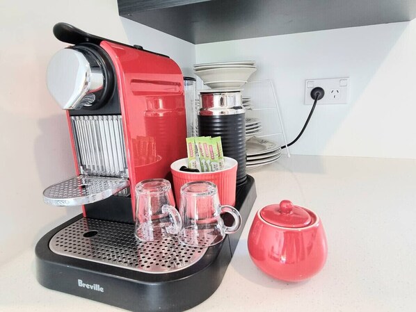 Kaffee und/oder Kaffeemaschine