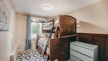 Villa (3 Bedrooms) | 3 bedrooms, bed sheets