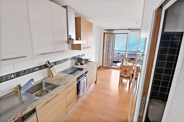 Unclassified image, 1 of 35, button - Appartement chaleureux avec une magnifique vue (Crans-Montana)