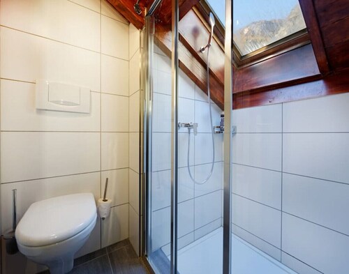 Bellevue 176 – Cozy vacation rental in the center for up to 8 people, skiing