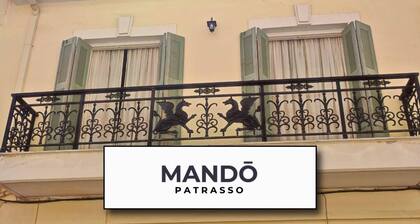 Mando Patrasso - A Classical Apartment in Patras