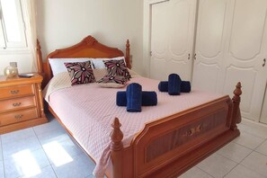 2 habitaciones, tabla de planchar con plancha y wifi gratis 