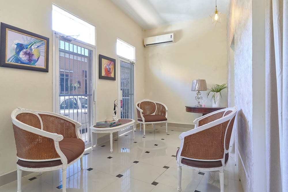 Hotel Anabella