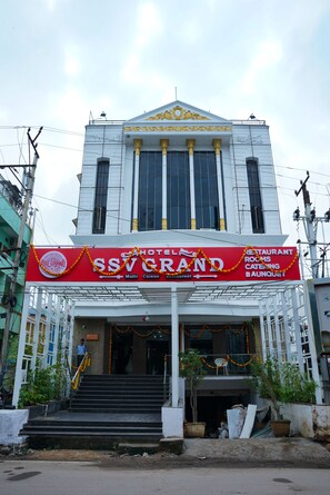 Exterior - Hotel SSV Grand (Hyderabad)