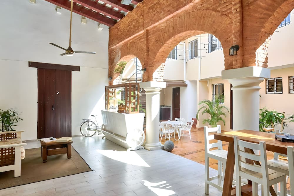 Hotel Guarocuya