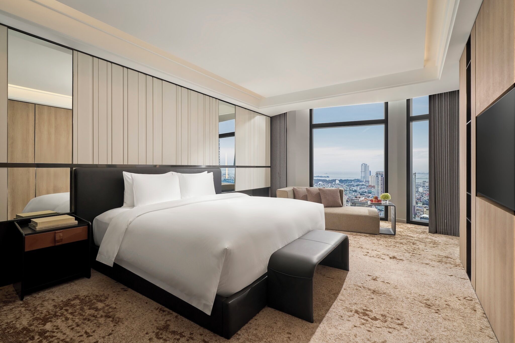 Suite, 1 habitación, Acceso al salón del club, vistas al río | Vistas a la ciudad