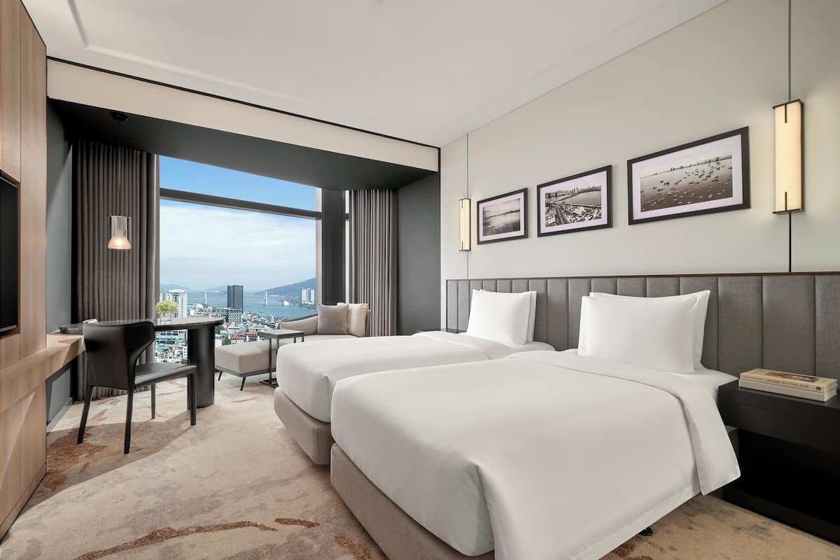 Standard Room, 2 Single Beds, River View