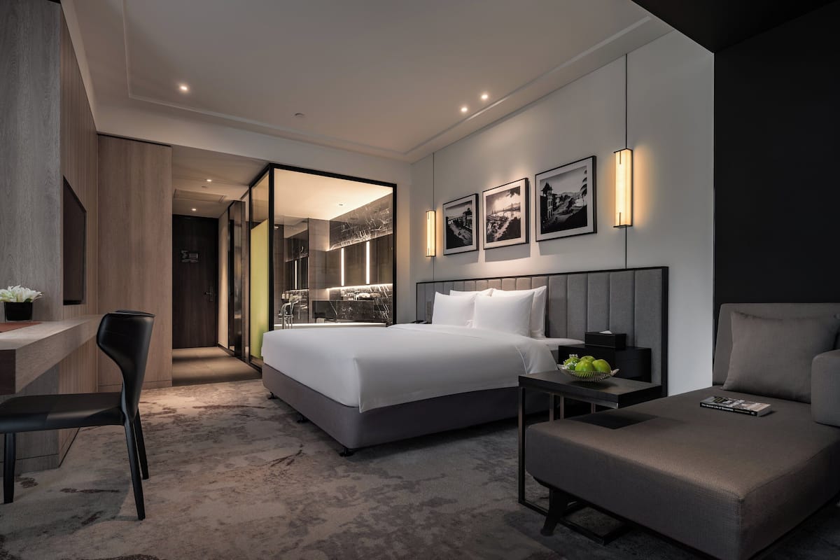 Room amenity