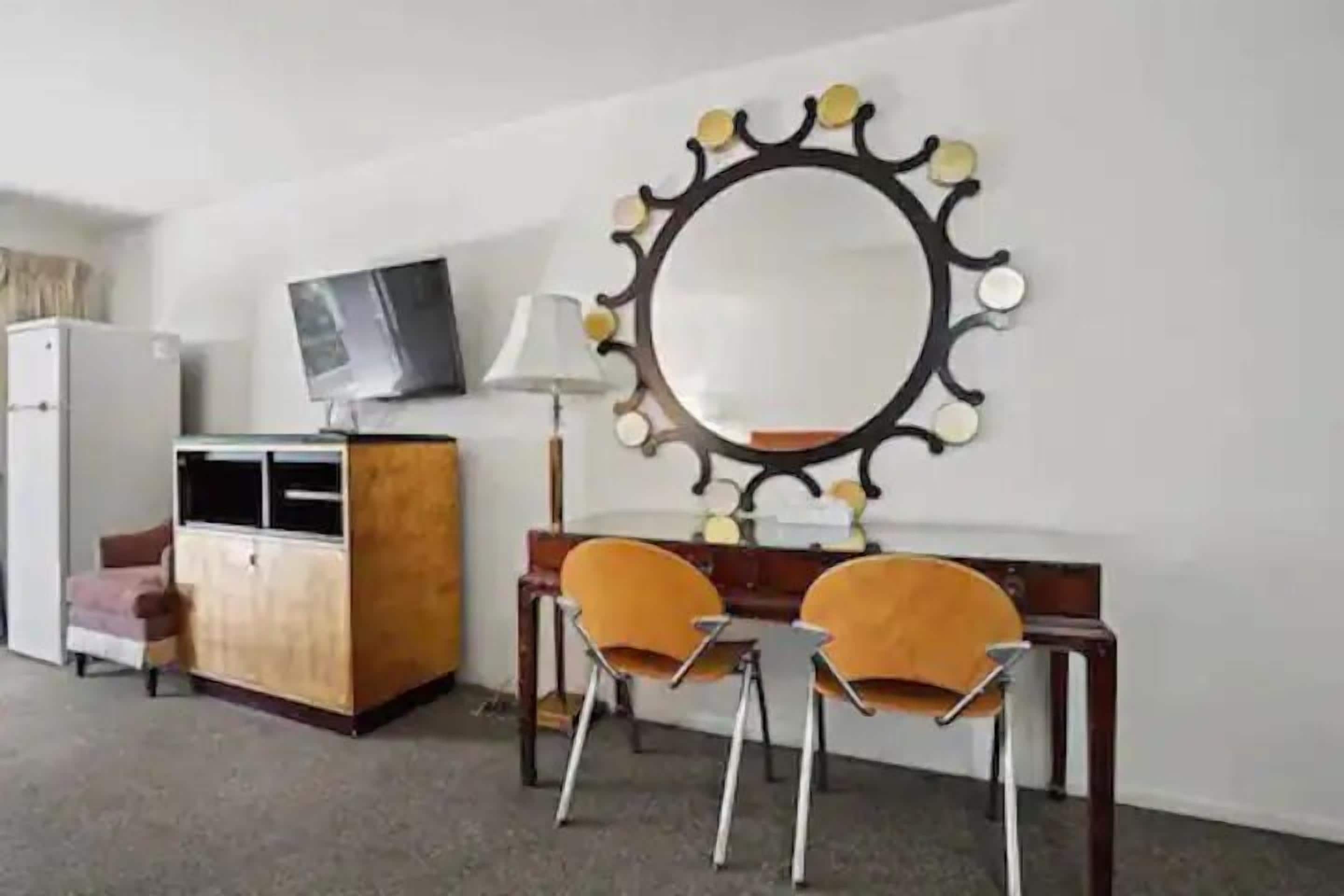 特色家居、免费 WiFi、床单