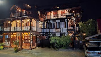 Fachada del alojamiento