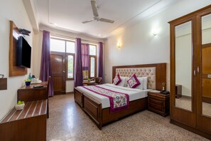 Deluxe Double Room | Free WiFi -  SKS Excel Inn (Gurugram)