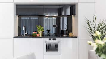 Luxury Apartment | 1 bedroom, iron/ironing board, free WiFi