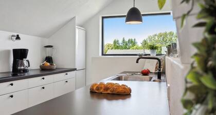 Nice home in øster assels with WiFi