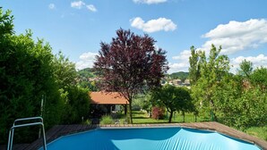 Casa, varias camas | Alberca | Alberca al aire libre