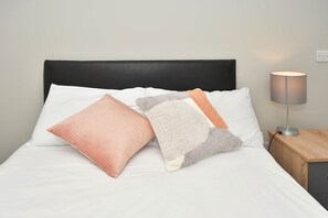 Chambre Double, salle de bains attenante | 1 chambre