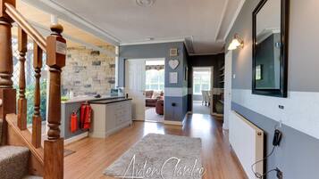 Rumah | Dapur pribadi | Lemari es, microwave, oven, dan kompor