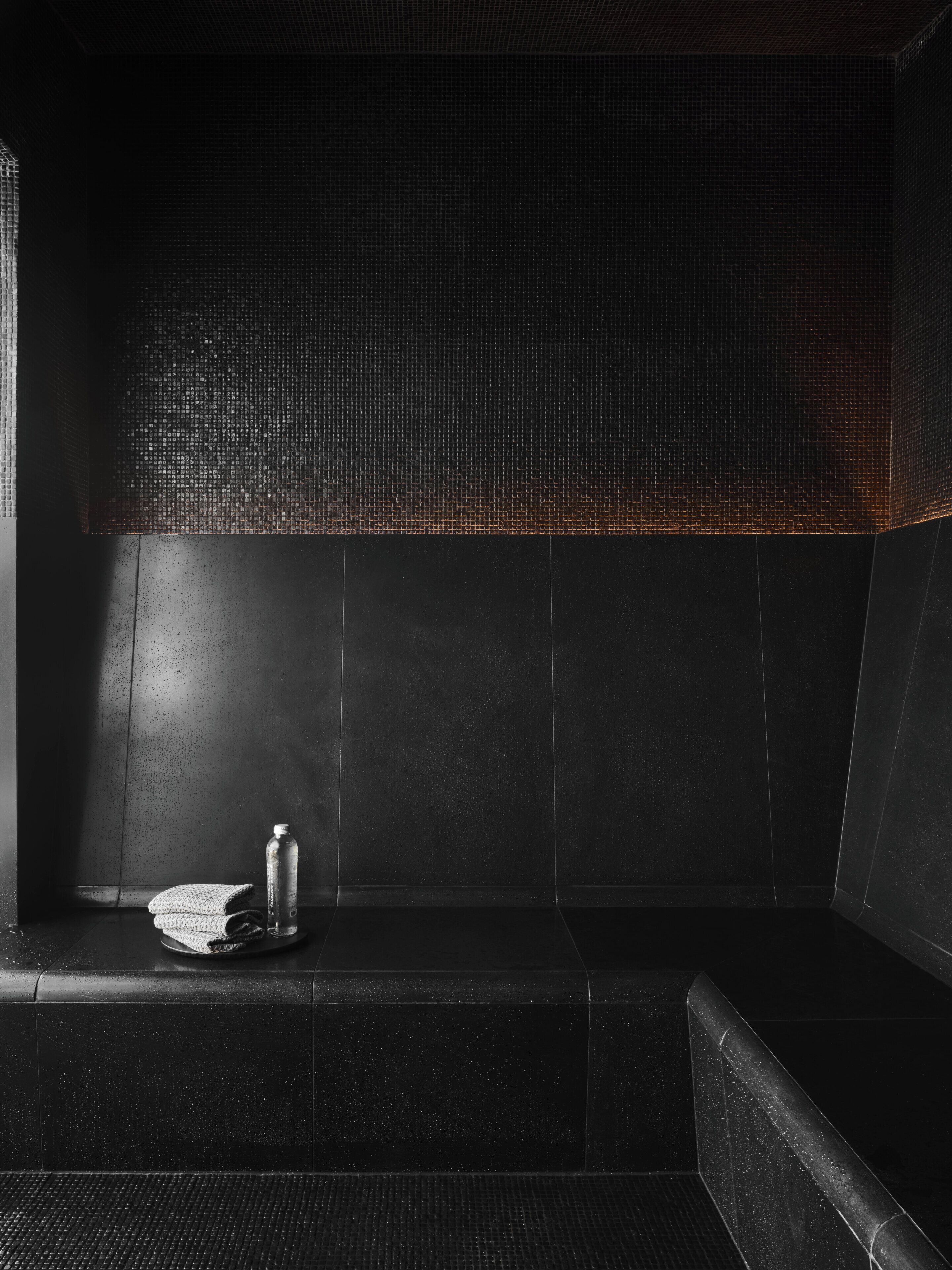 Couples treatment room(s), sauna, steam room, body treatments