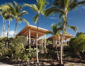Exterior - Kona Village, A Rosewood Resort (Kailua-Kona)
