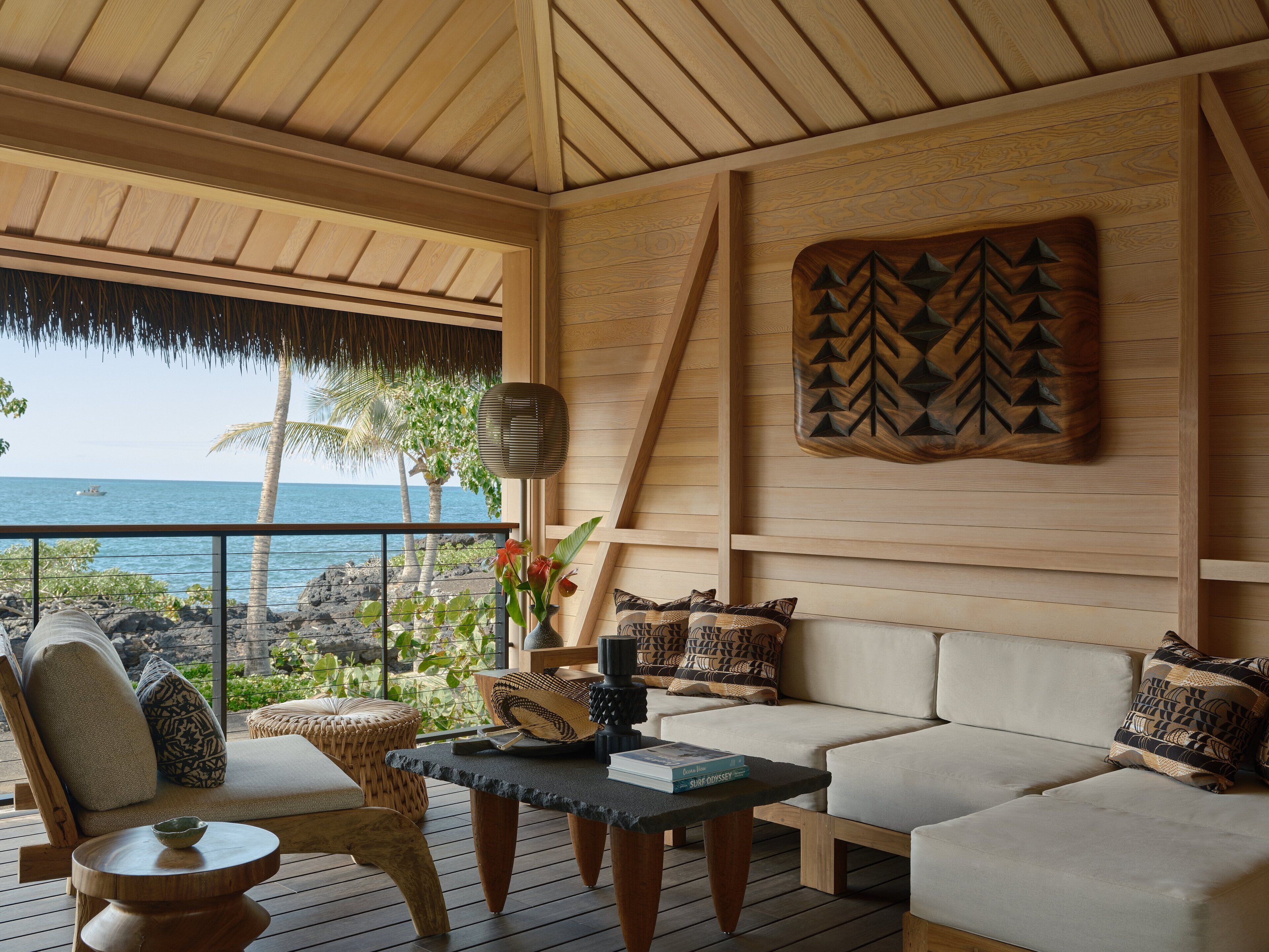 Suite, 2 Schlafzimmer, Meerseite (Ground Floor, Black Sand, Kauhale) | Wohnbereich