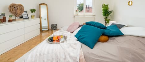 Condo Deluxe | 1 chambre, décor unique, ameublement unique, bureau