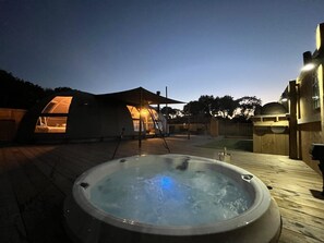 Exterior - Sunrise Dome Tent (Tenby)