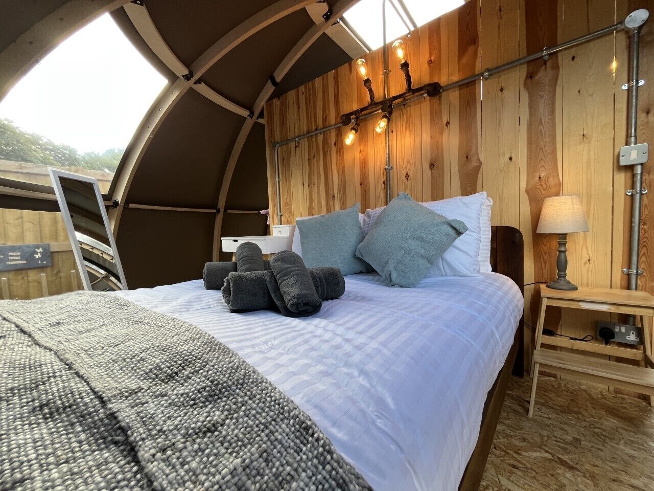 Luxe tent, bubbelbad ((Max 2 Adults, 2 Child)) | 1 slaapkamer