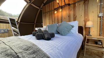 Luxe tent, bubbelbad ((Max 2 Adults, 2 Child)) | 1 slaapkamer