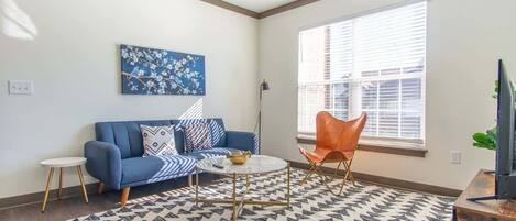 Fernseher, Kamin, Arbeitsbereiche