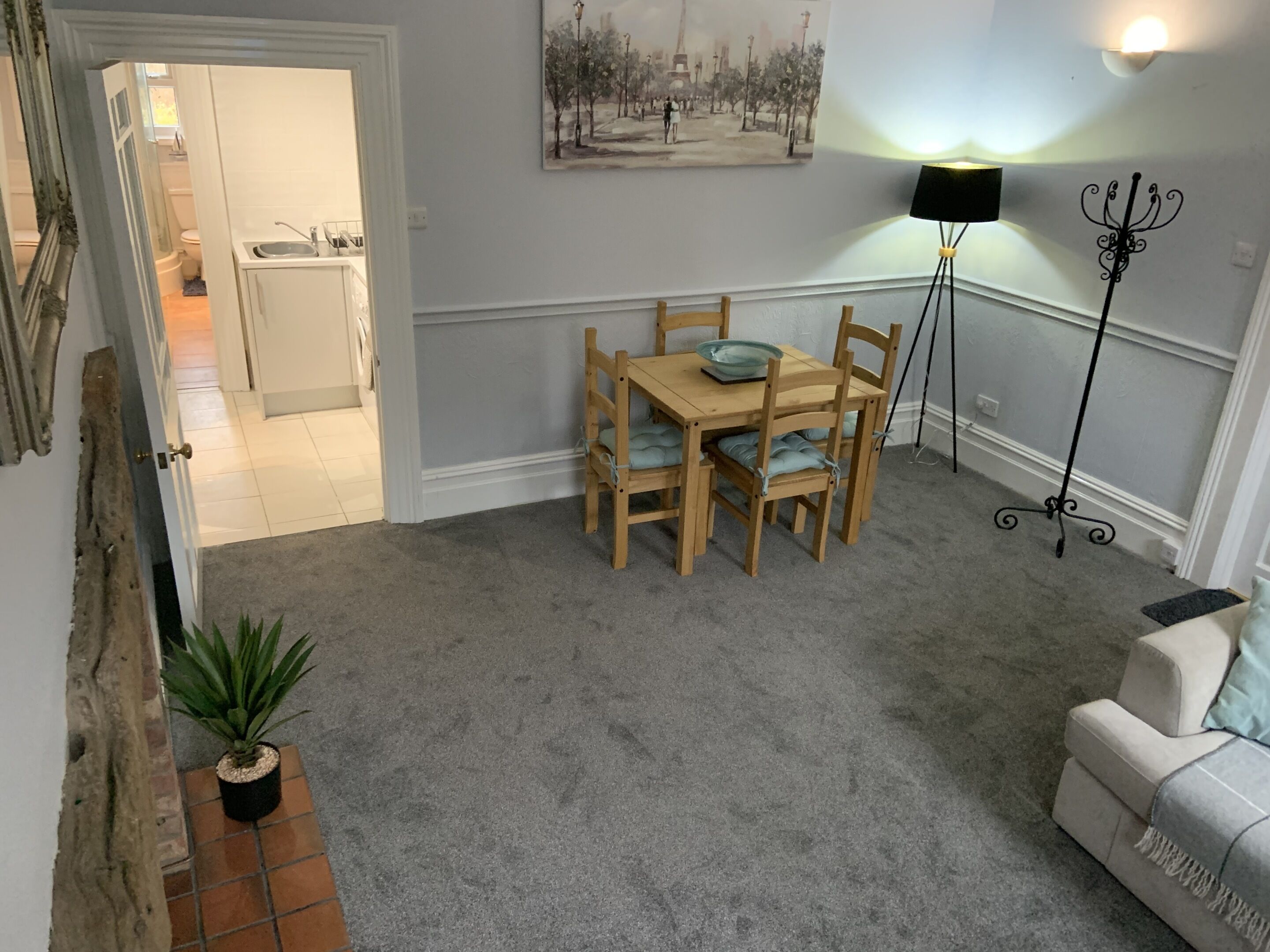 Appartement Romantique, salle de bains privée (Whole apartment) | Bar lounge