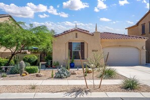 Exterior - Estrella Golden Oasis | Mountain view back yard! (Goodyear)