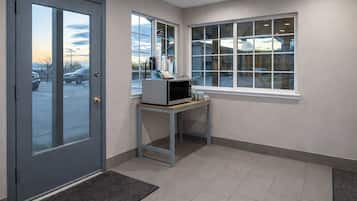 Desayuno continental gratuito y diario