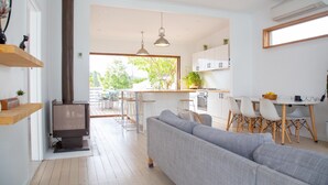 Interior - Sunsets by the pool and beautiful treed views (Rye)