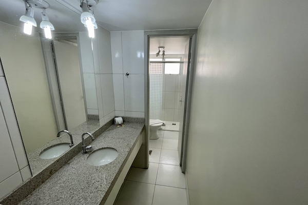 Basic-Zimmer | Badezimmer | Dusche, Hydromassagedusche, Haartrockner, Bidet