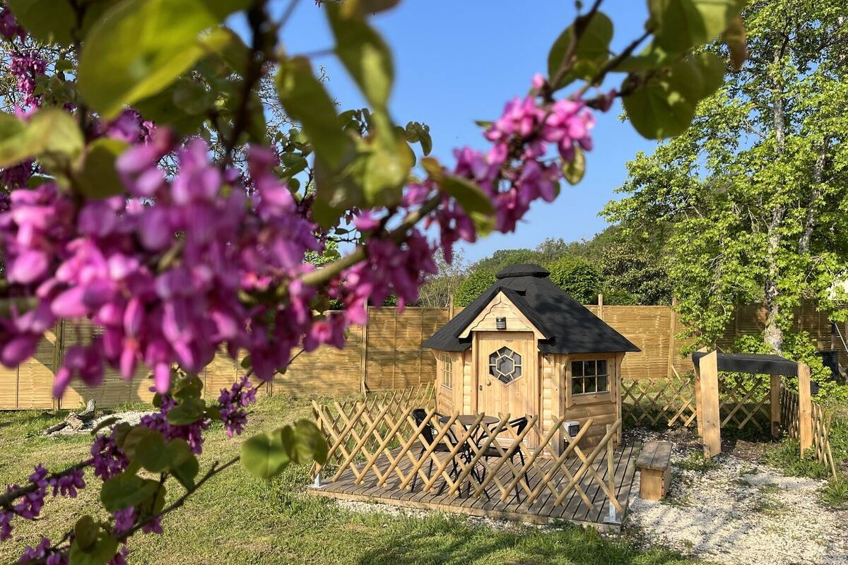 Traditional-Ferienhütte | Allergikerbettwaren, Select-Comfort-Betten, Verdunkelungsvorhänge