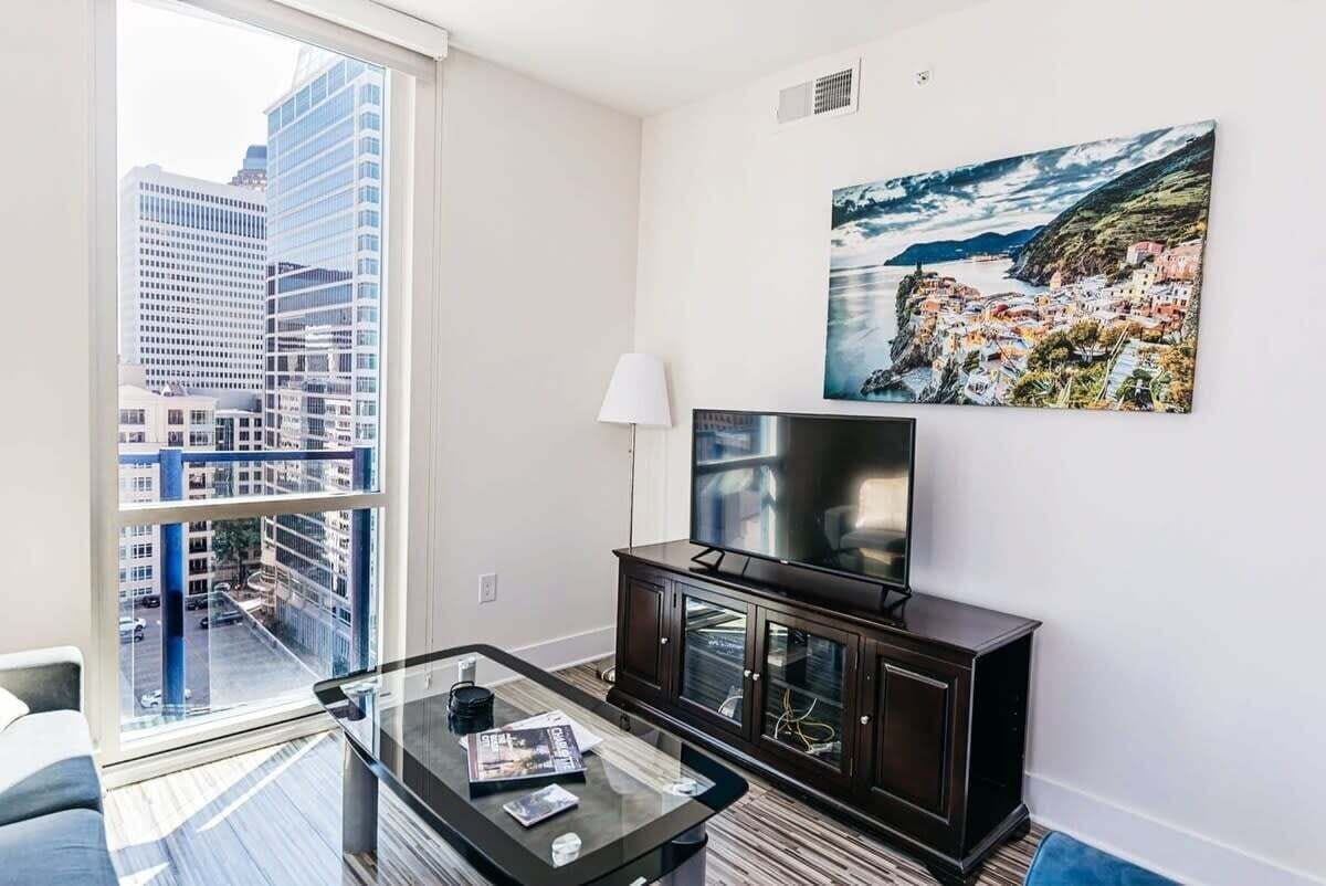 Apartment, 2 Bedrooms | Living area | Flat-screen TV, Netflix