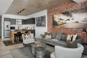Interior detail - The Signature 108 (Cape Town)