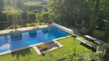 Piscine extérieure, piscine chauffée