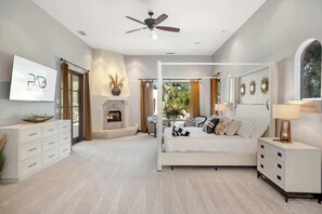 9 bedrooms, desk, iron/ironing board, travel crib - HÓZHÓ on the Course | Pool | Tennis | Pickleball (Scottsdale)