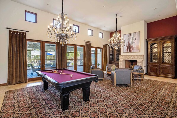 Game room - HÓZHÓ on the Course | Pool | Tennis | Pickleball (Scottsdale)