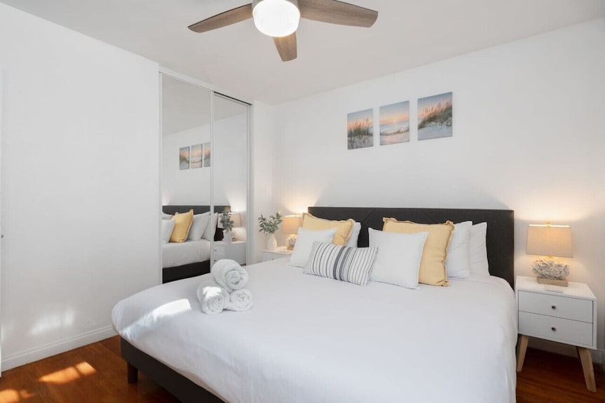 2 Bedroom - Ocean View, Hot Tub, Parking - 8 Guest - San Diego Airport (SAN)