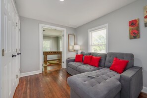 Smart TV y futbolito 