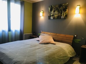 1 bedroom, iron/ironing board, Internet, wheelchair access